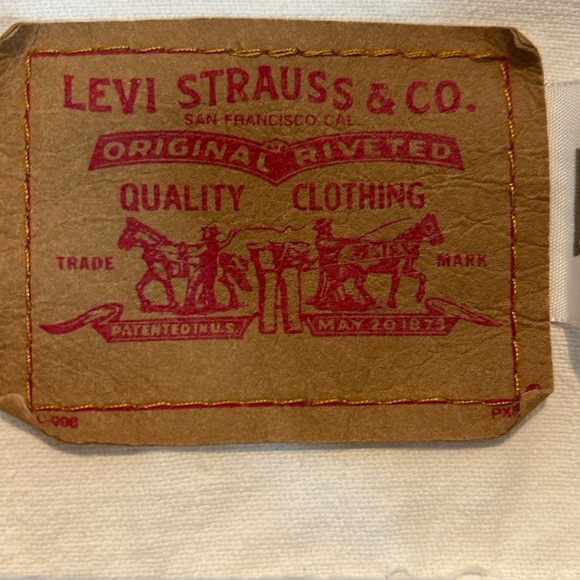 Vintage Levi’s EASY RIDER white denim jacket 100% cotton snap front size medium - Picture 4 of 12